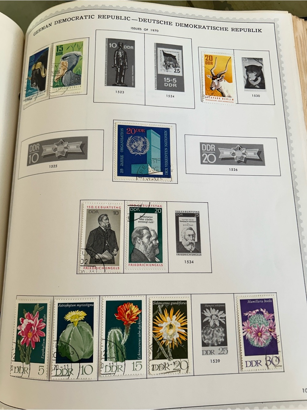 Germany 🇩🇪 German Democratic Republic Vintage Stamps lot of 26, 1970 to 1970